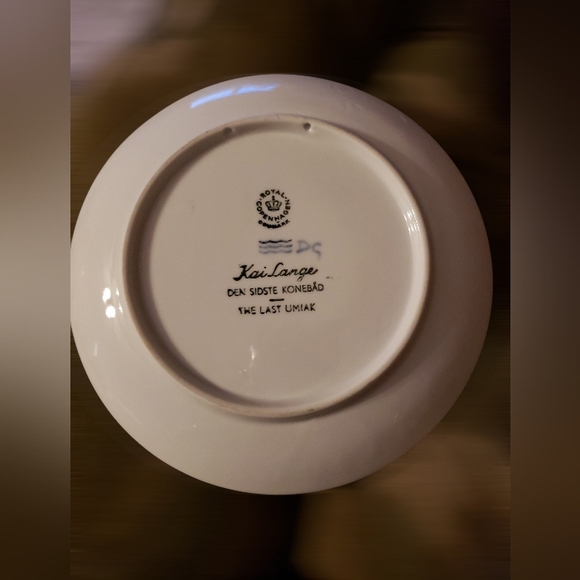 1968 Royal Copenhagen Christmas Plate Umiak Boat Kai Lange - Picture 2 of 2